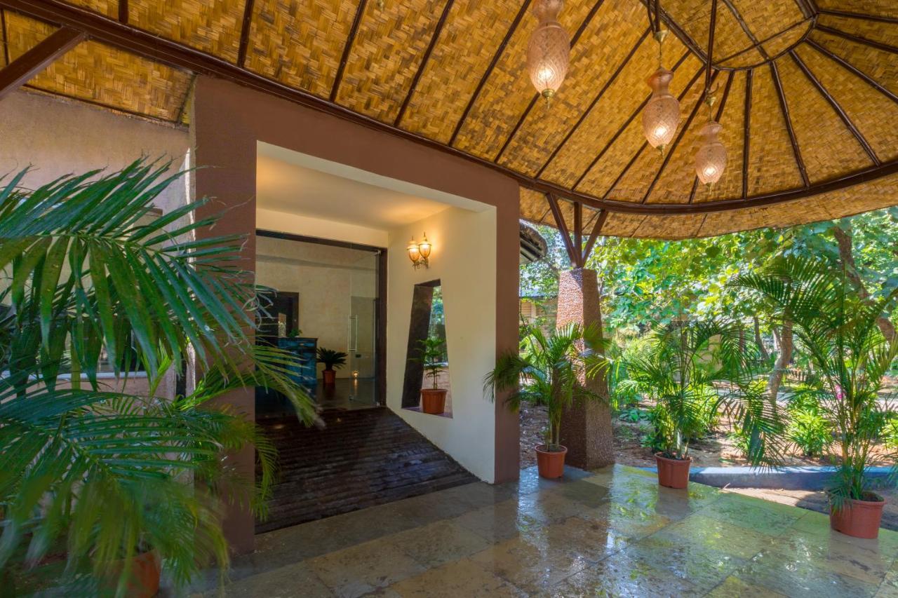 Sterling Padam Pench Hotel Khawāsa Екстериор снимка